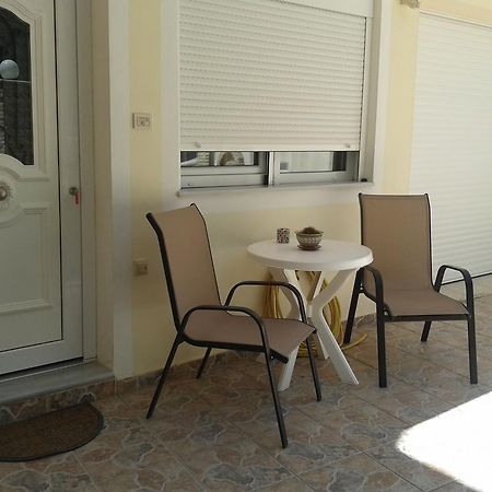 Patra - Cute Studio Near Center Екстер'єр фото