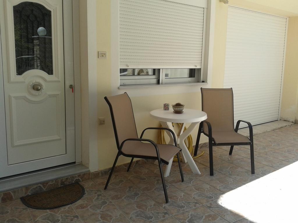 Patra - Cute Studio Near Center Екстер'єр фото
